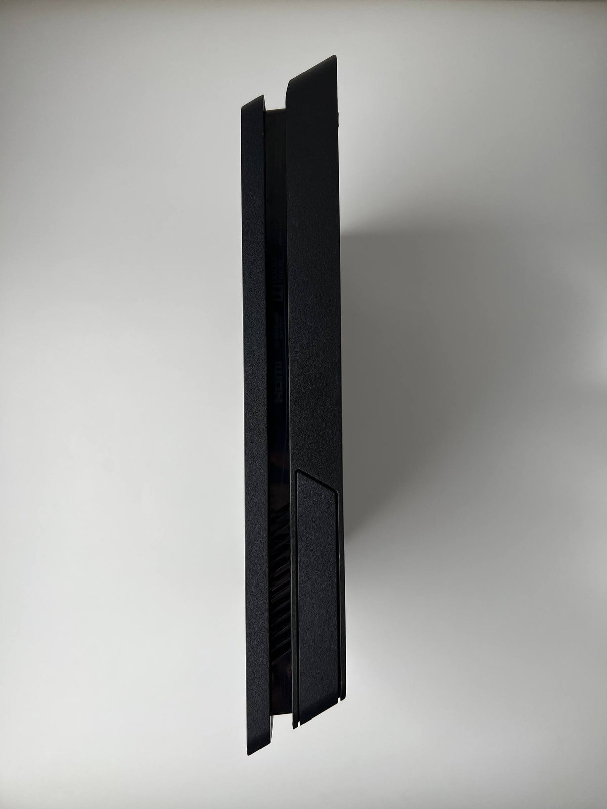 Sony PlayStation 4 Slim 500GB originale usata vista laterale